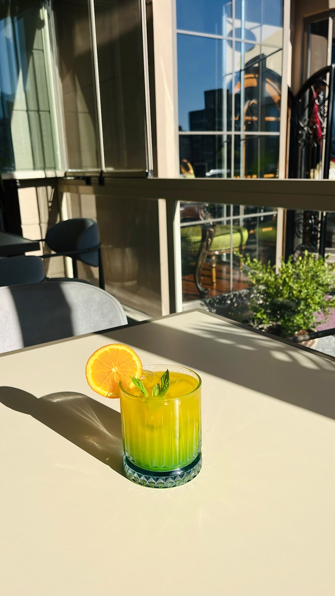 GOLDEN ORANGE